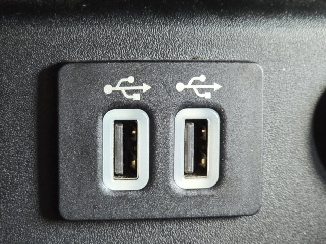 Used 2020 Ford Fusion SE w/ Fleet SE Value Package FWD image 6