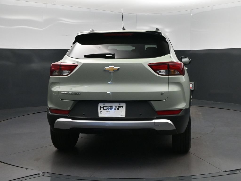 New 2026 Chevrolet TrailBlazer LT w/ Driver Confidence Package FWD image 6