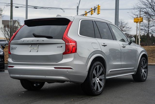 Certified 2023 Volvo XC90 B6 Ultimate w/ Protection Package Premier image 5
