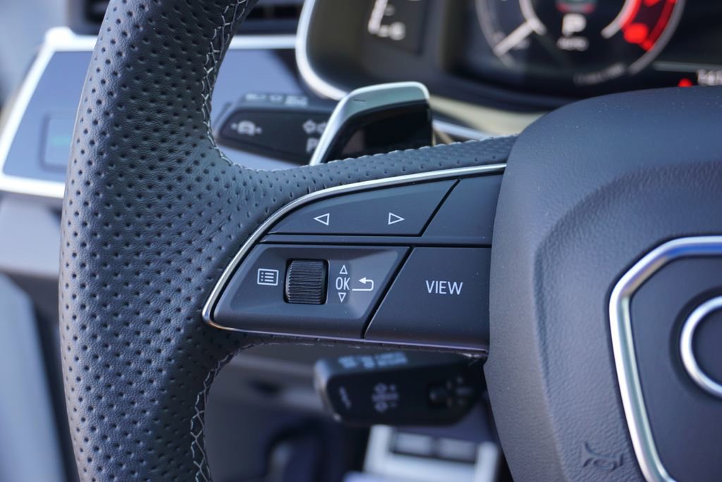 Used 2025 Audi RS Q8 performance image 20