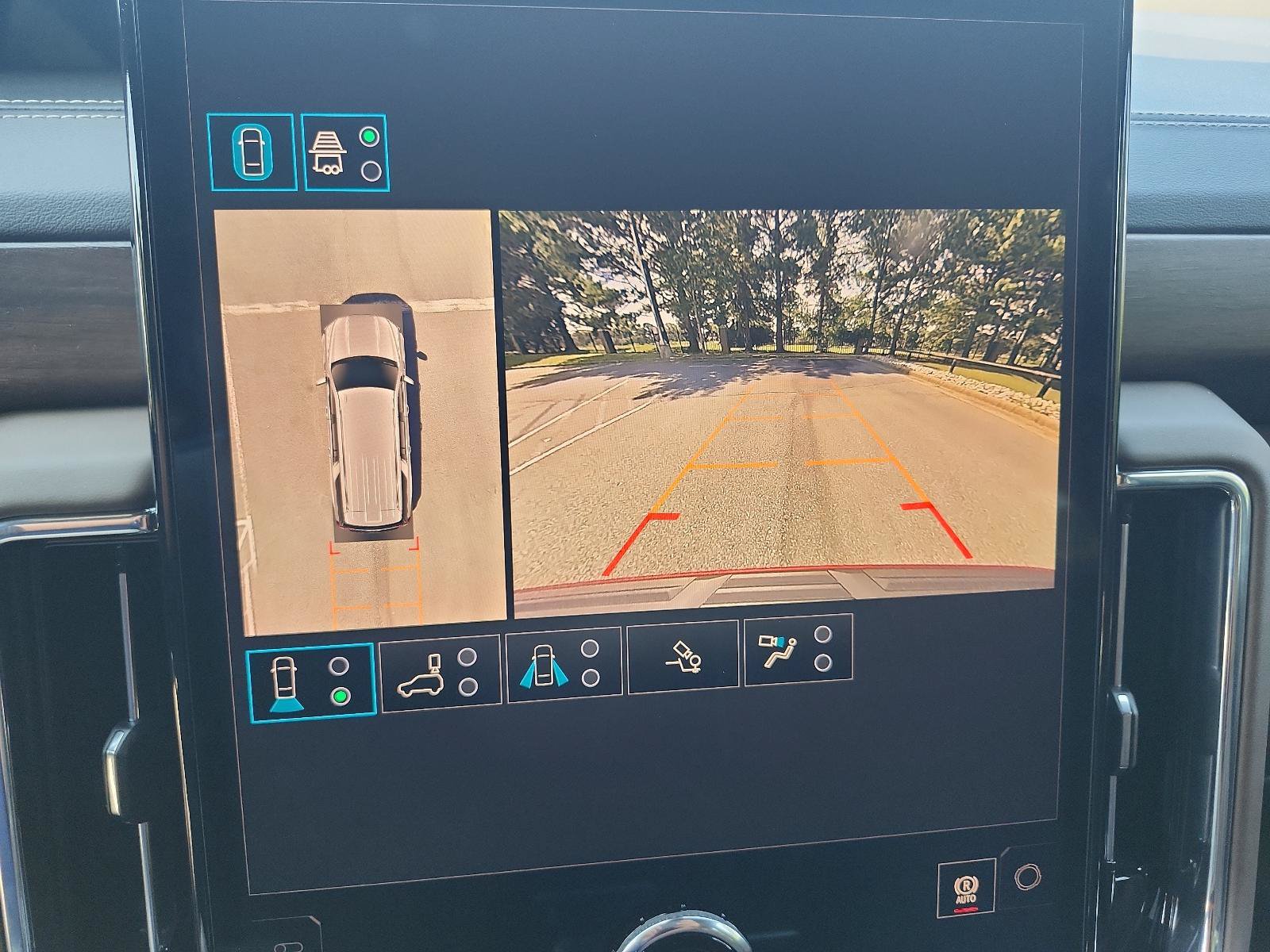 New 2026 GMC Yukon XL Denali Ultimate AWD/4WD image 18