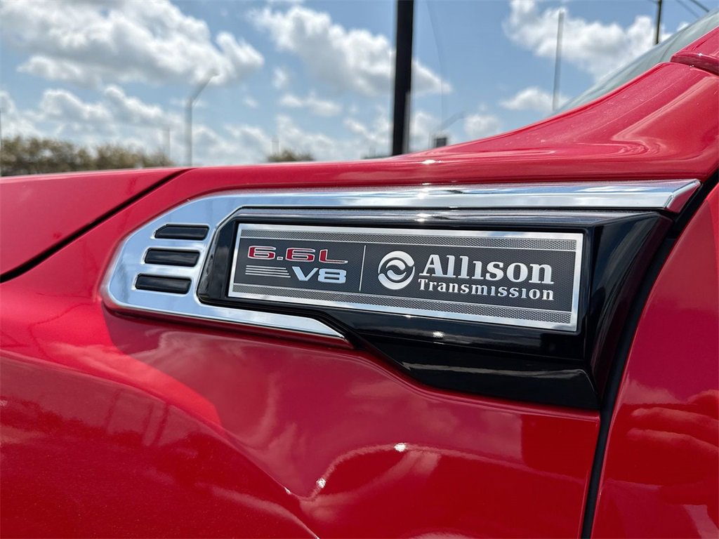 Used 2024 GMC Sierra 2500 SLE w/ SLE Value Package; image 8