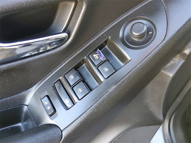 Used 2019 Chevrolet Trax LT w/ LT Convenience Package image 20