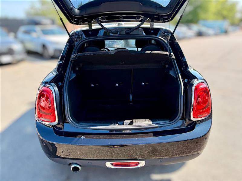 Used 2021 MINI Cooper 4-Door Hardtop FWD image 13
