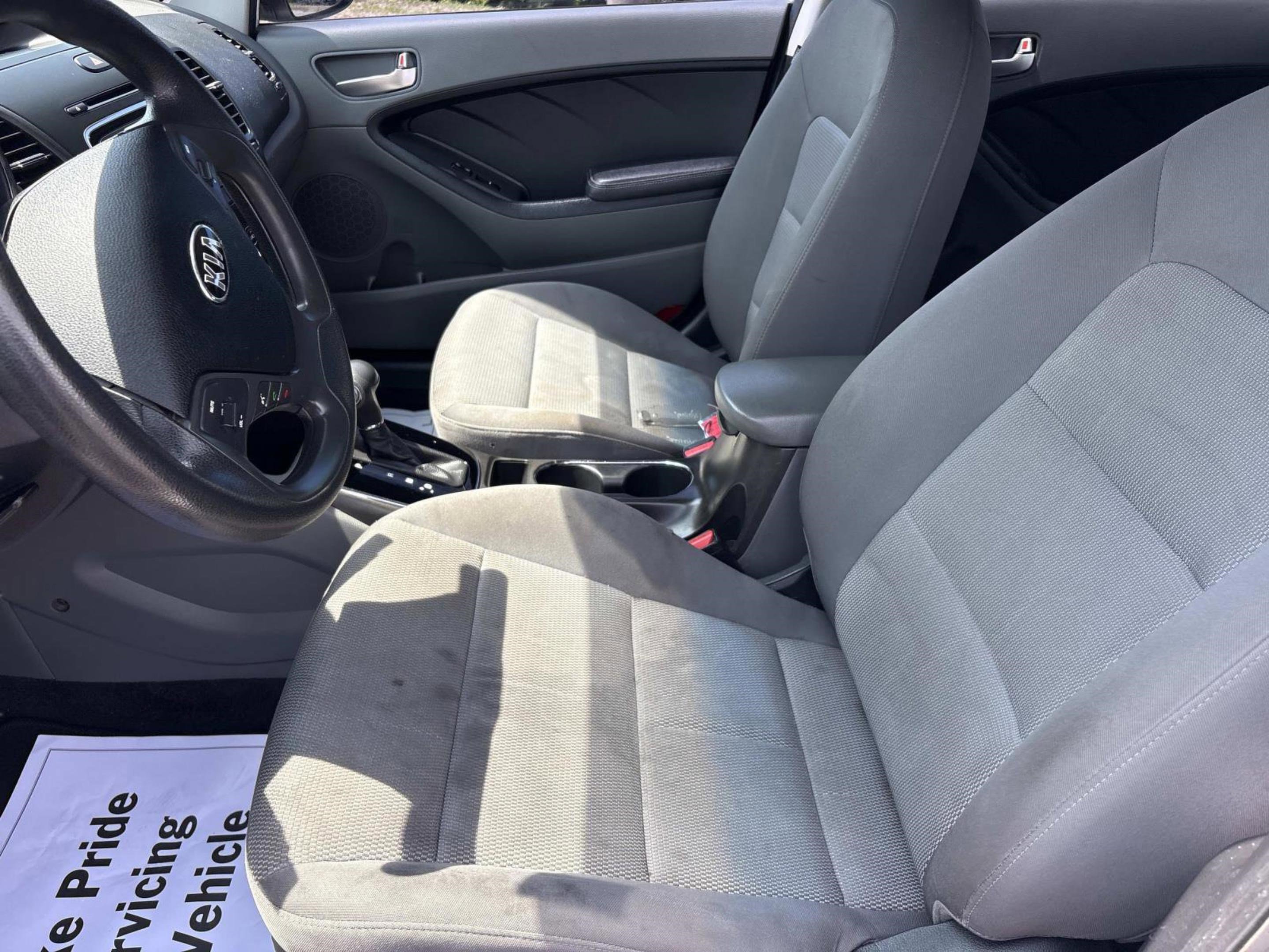 Used 2017 Kia Forte LX FWD image 21