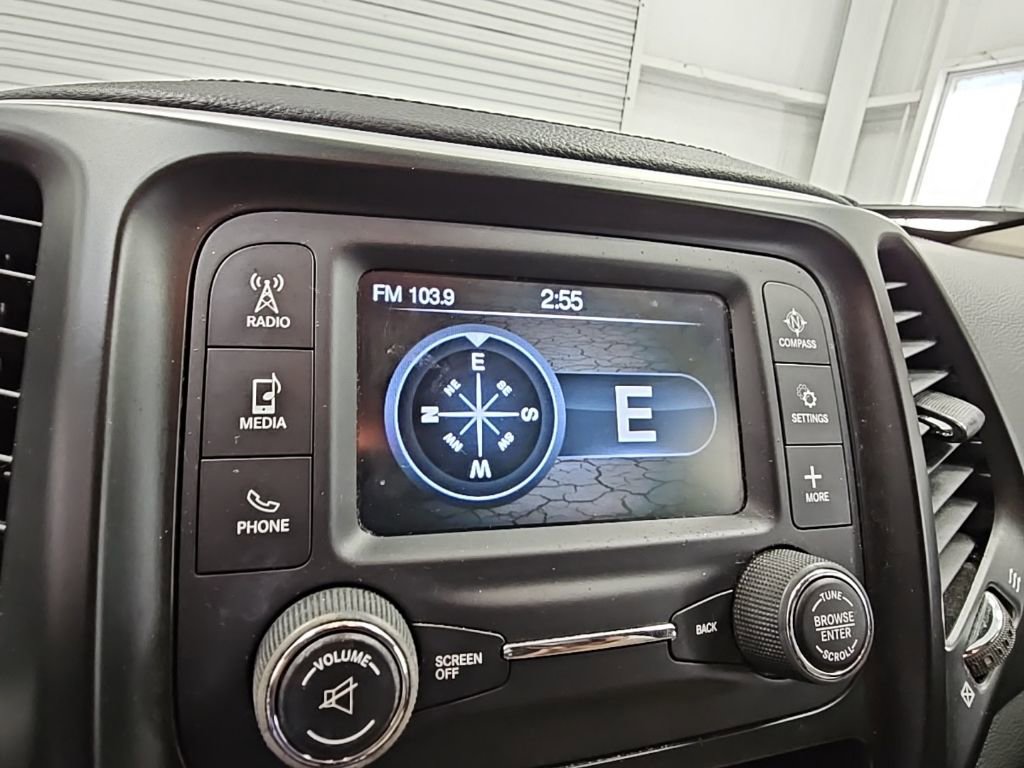 Used 2016 Jeep Cherokee Sport image 15