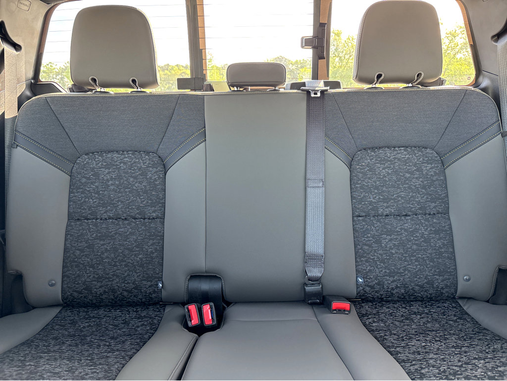 Used 2024 Chevrolet Colorado ZR2 w/ Technology Package image 7
