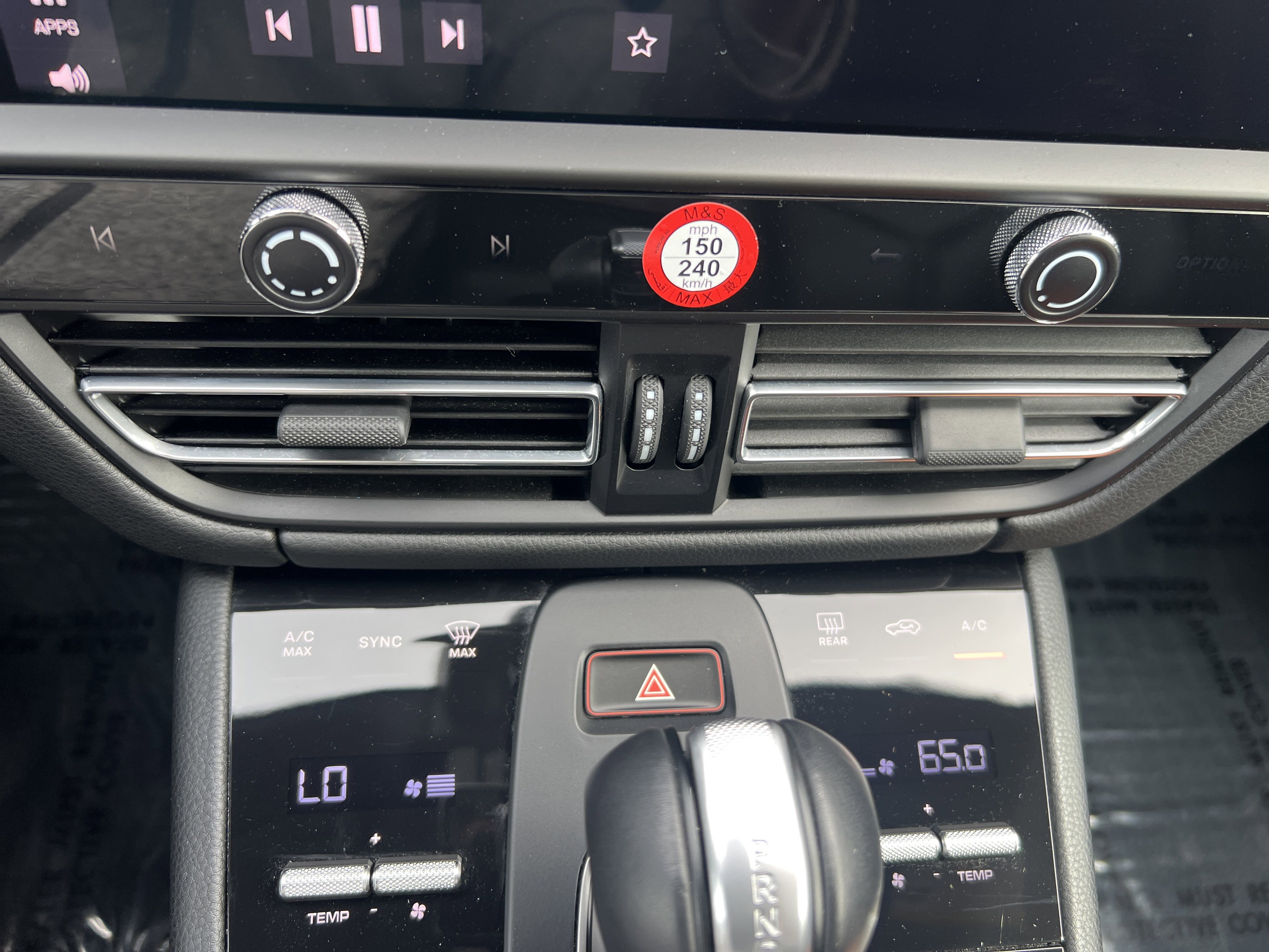 Used 2024 Porsche Macan Turbo image 16