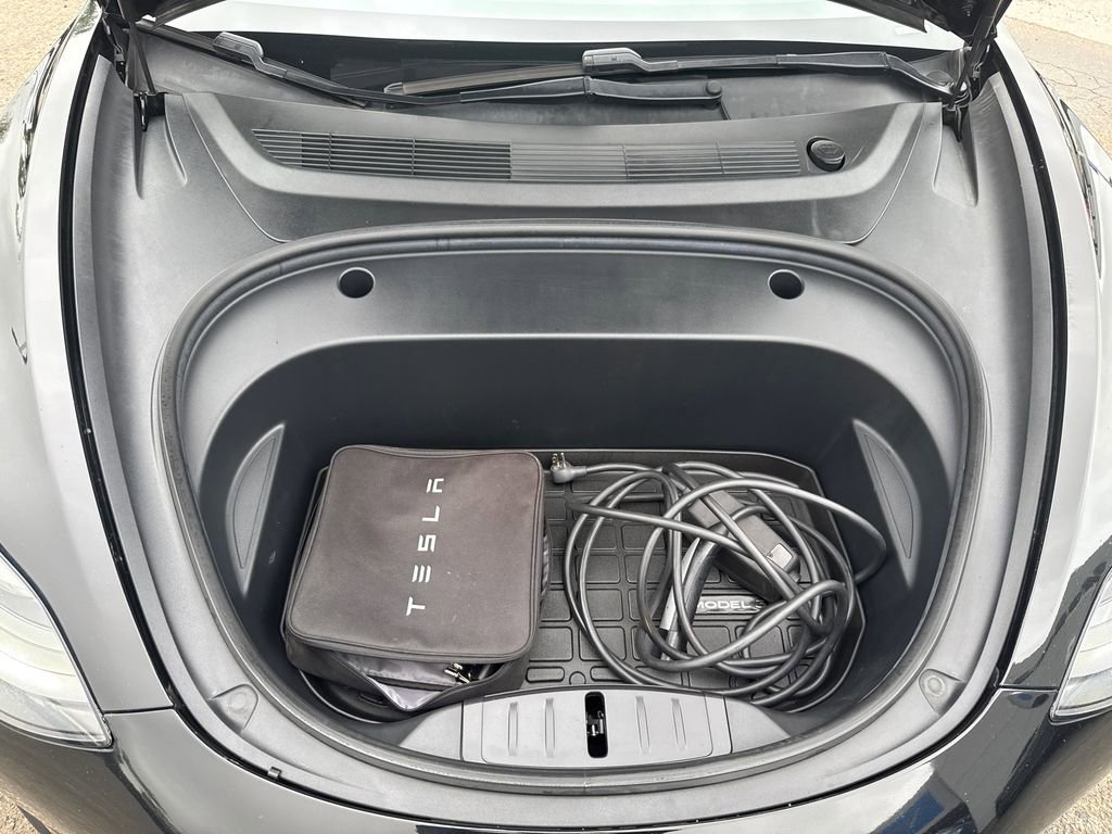 Used 2021 Tesla Model 3 Performance image 8