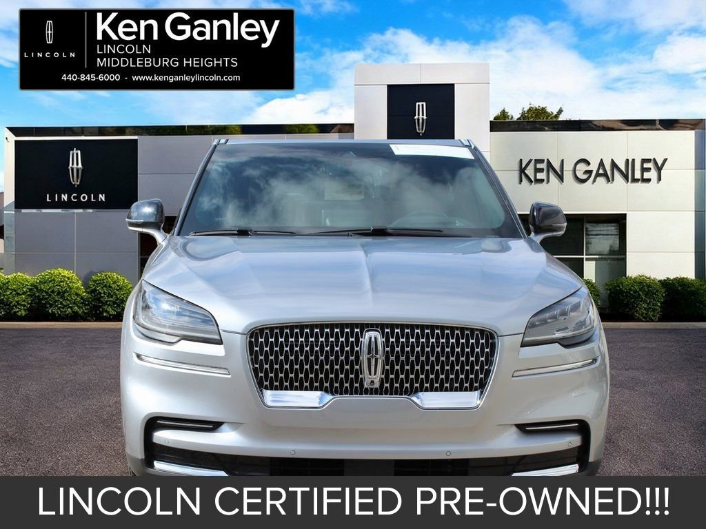 Used 2023 Lincoln Aviator Reserve w/ Equipment Group 201A image 2