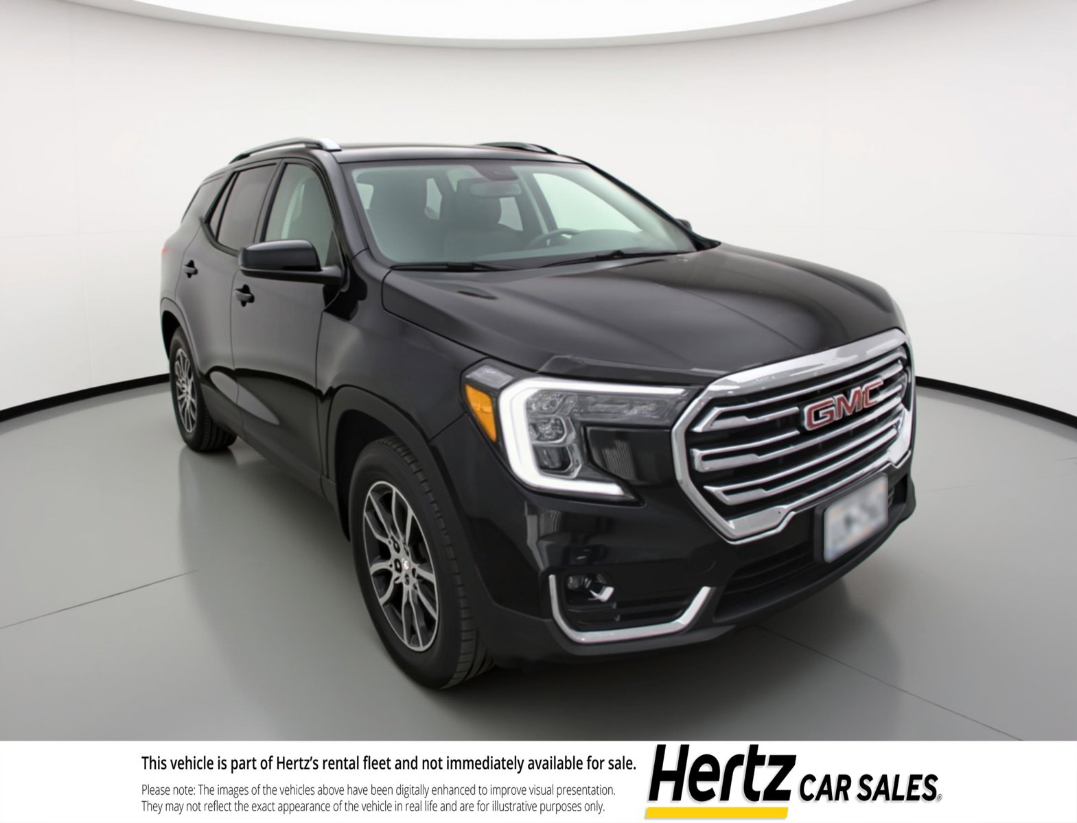 Used 2024 GMC Terrain SLT image 1