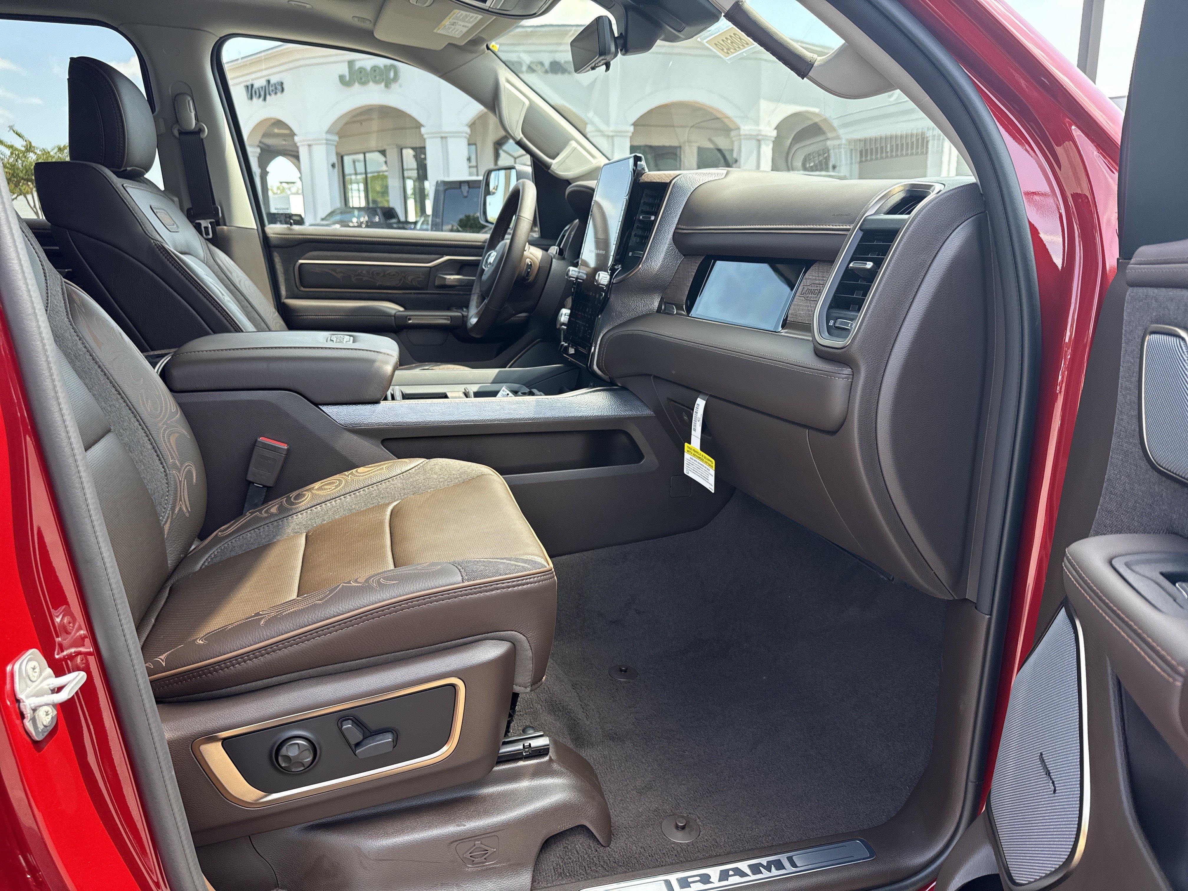 New 2026 RAM 1500 Limited AWD/4WD image 13