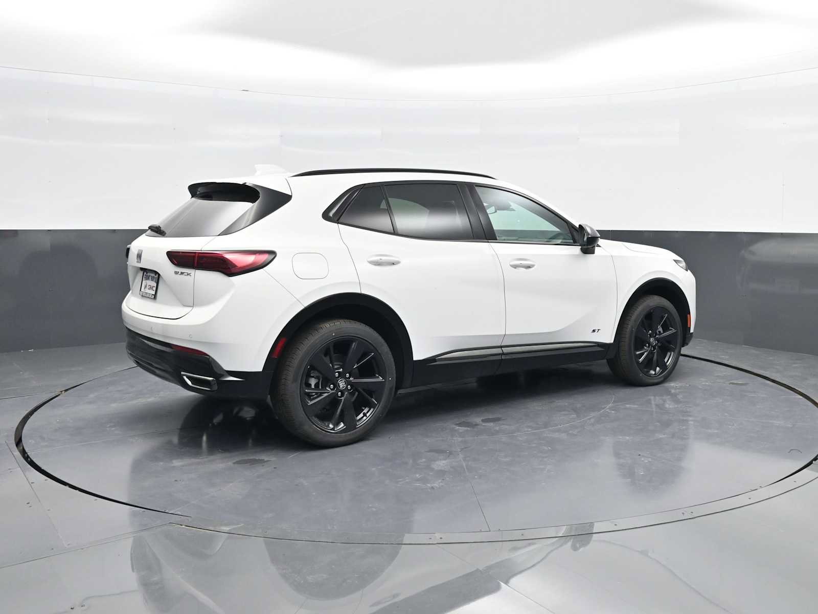 New 2025 Buick Envision Sport Touring image 8