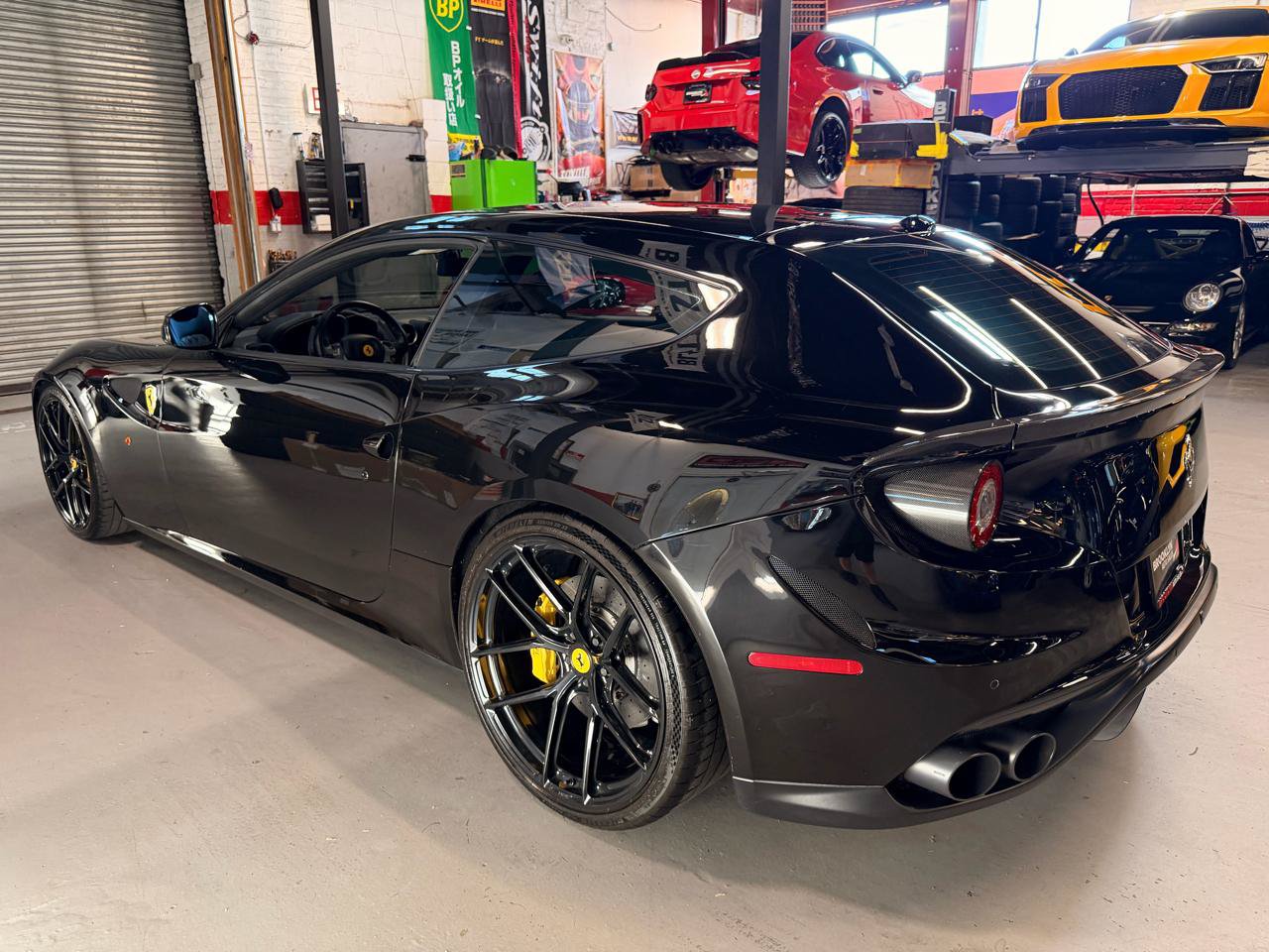 Used 2012 Ferrari FF AWD/4WD image 9