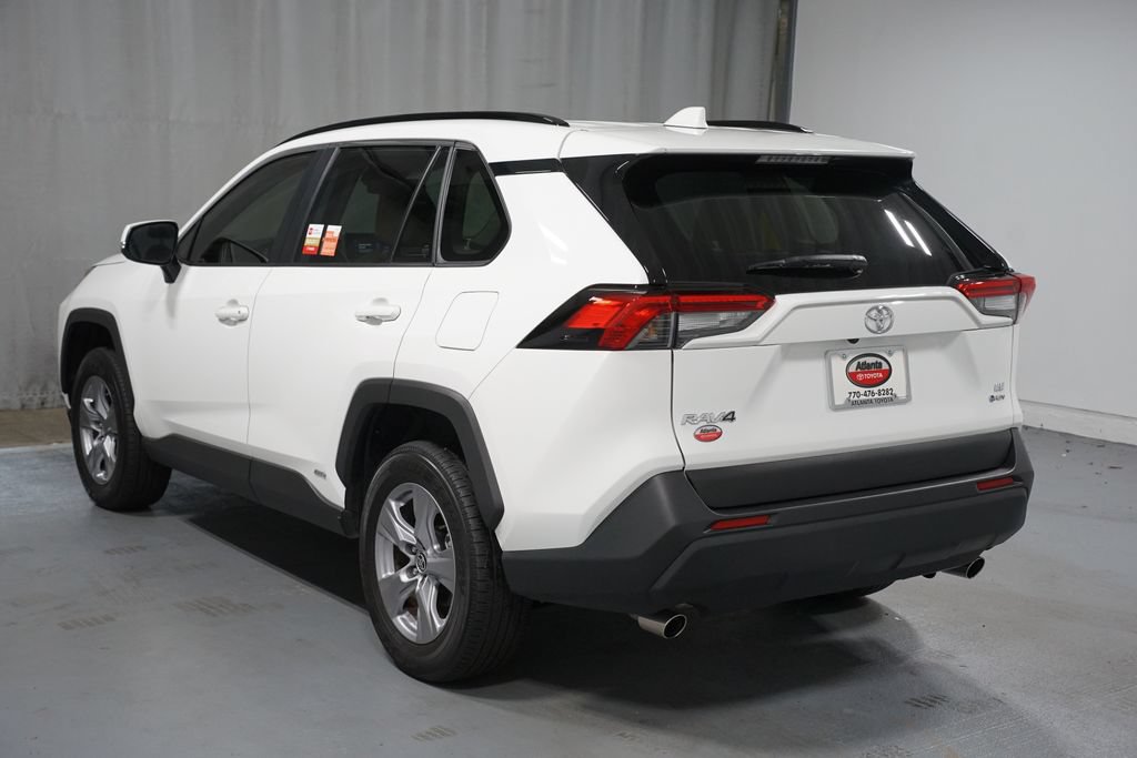 Certified 2025 Toyota RAV4 LE AWD/4WD image 6