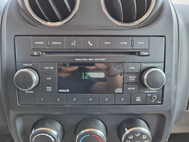 Used 2015 Jeep Patriot High Altitude AWD/4WD image 24