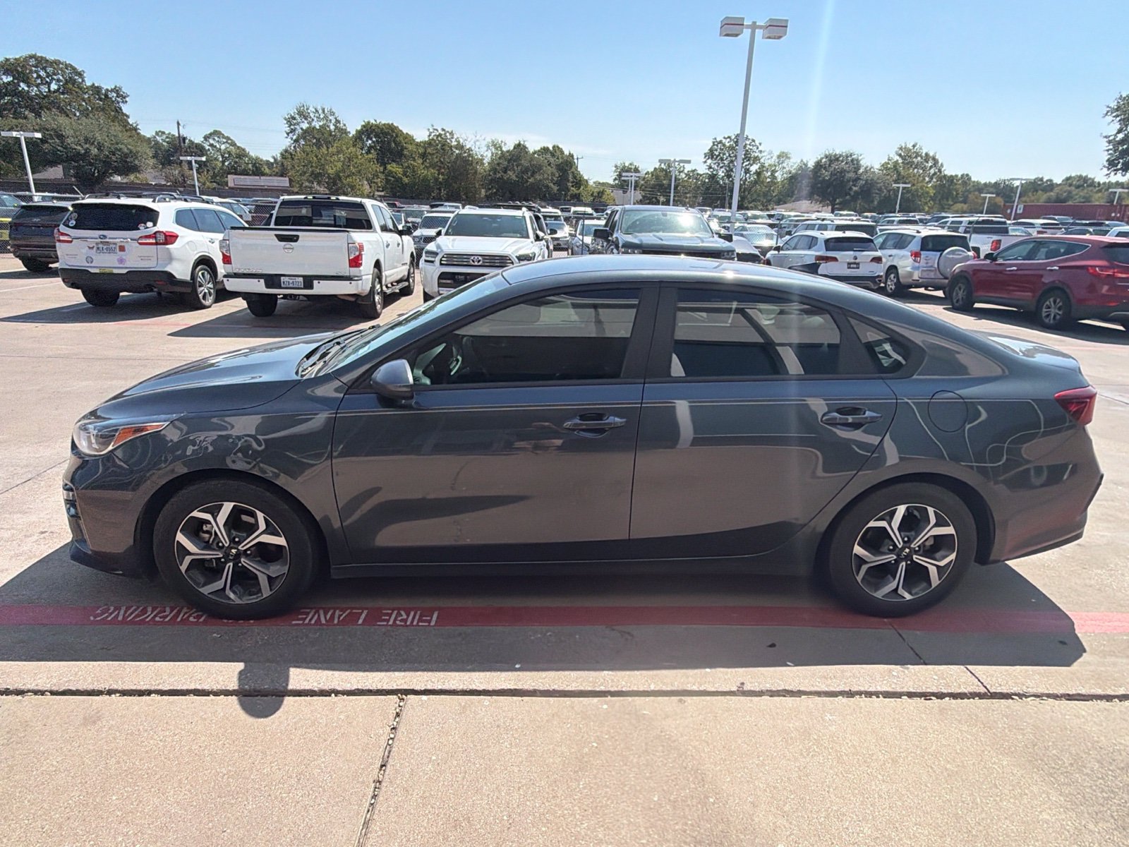 Used 2021 Kia Forte LXS FWD image 4