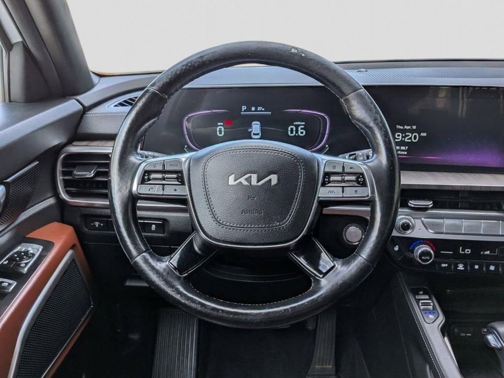 Certified 2023 Kia Telluride EX w/ EX Captain's Chair Package image 16