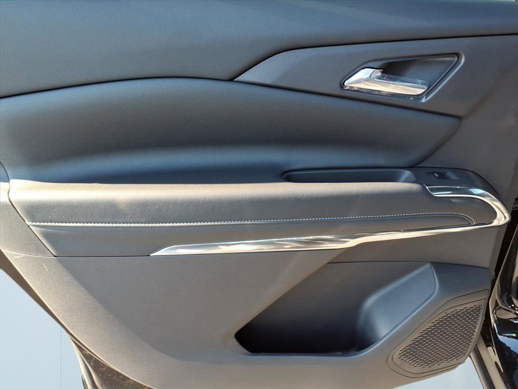 New 2026 Chevrolet Traverse LT w/ Driver Confidence Package image 9