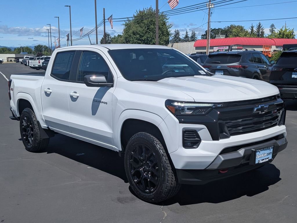 New 2025 Chevrolet Colorado Z71 image 8