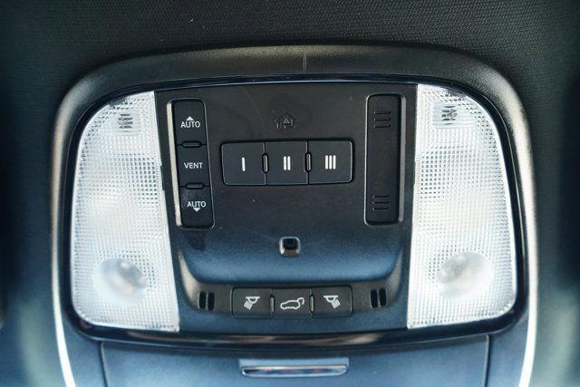 Used 2024 Dodge Durango GT image 19