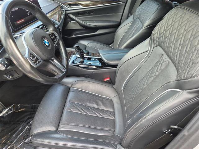 Used 2021 BMW M550i xDrive w/ Executive Package AWD/4WD image 17