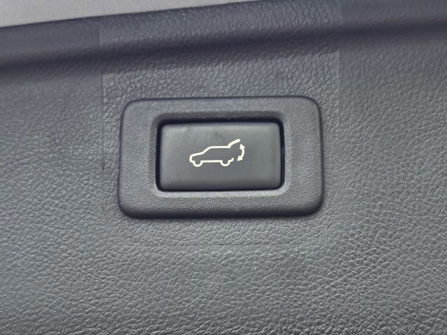 Used 2016 Subaru Outback 2.5i Limited AWD/4WD image 36