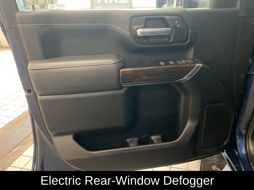 Used 2022 GMC Sierra 3500 SLE w/ SLE Convenience Package image 9