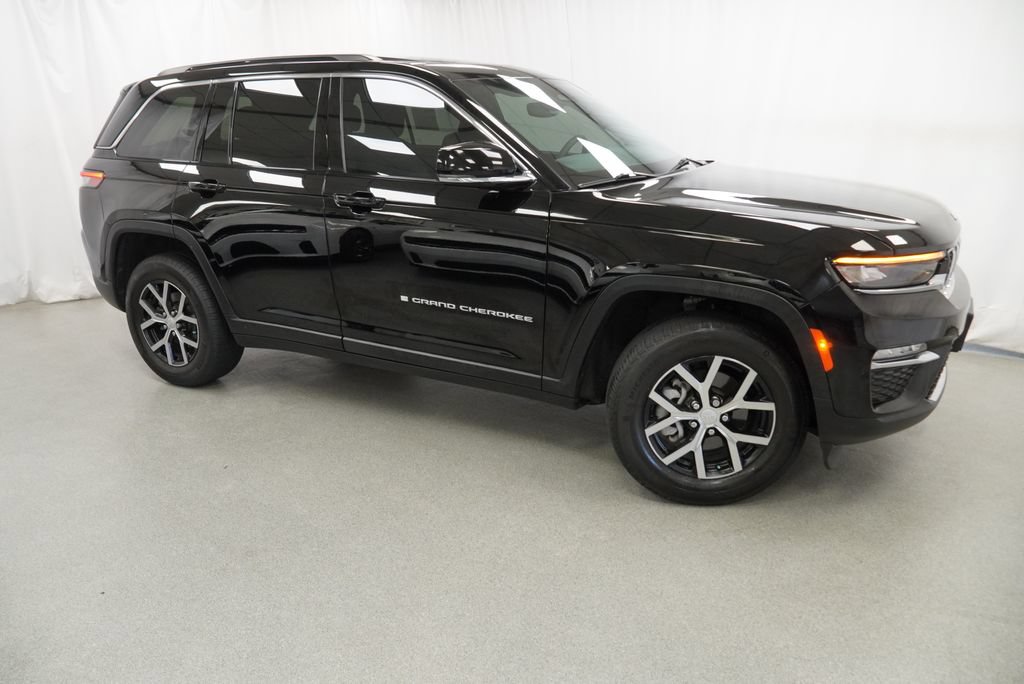 Certified 2024 Jeep Grand Cherokee Limited AWD/4WD image 19