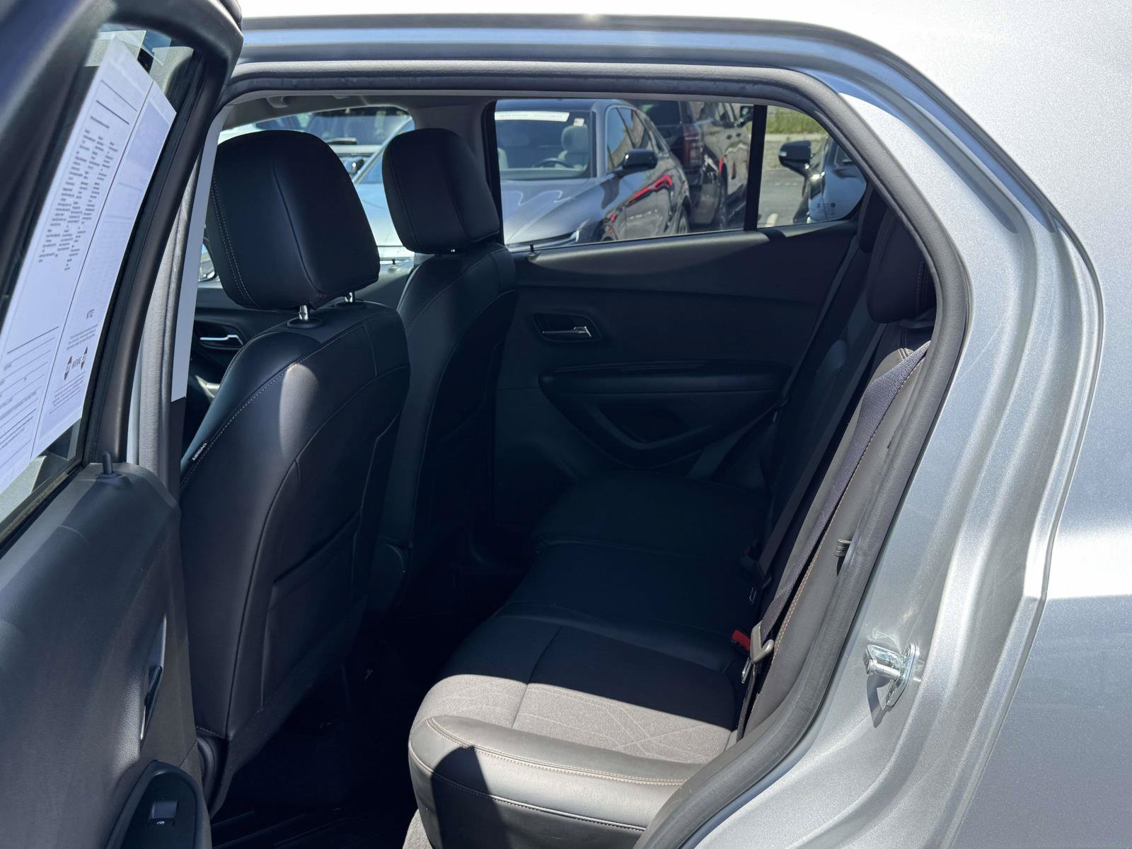 Used 2022 Chevrolet Trax LT w/ Redline Edition AWD/4WD image 22