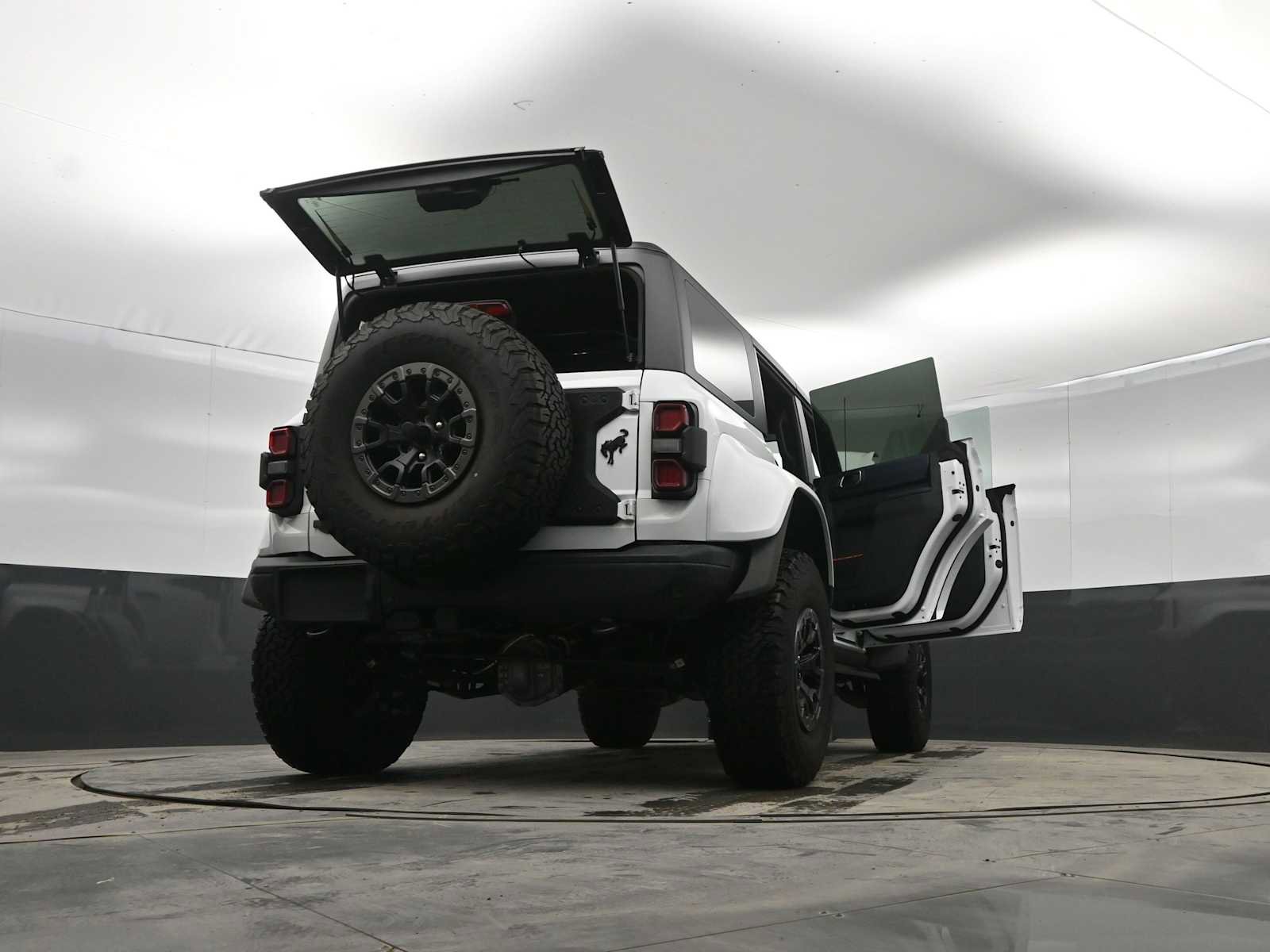 Used 2024 Ford Bronco Raptor w/ Interior Carbon Fiber Pack 6 image 45