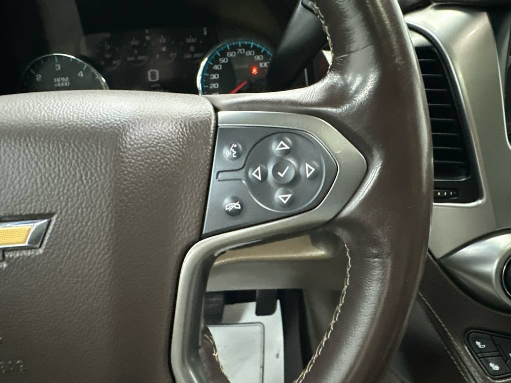 Used 2019 Chevrolet Suburban Premier RWD image 32