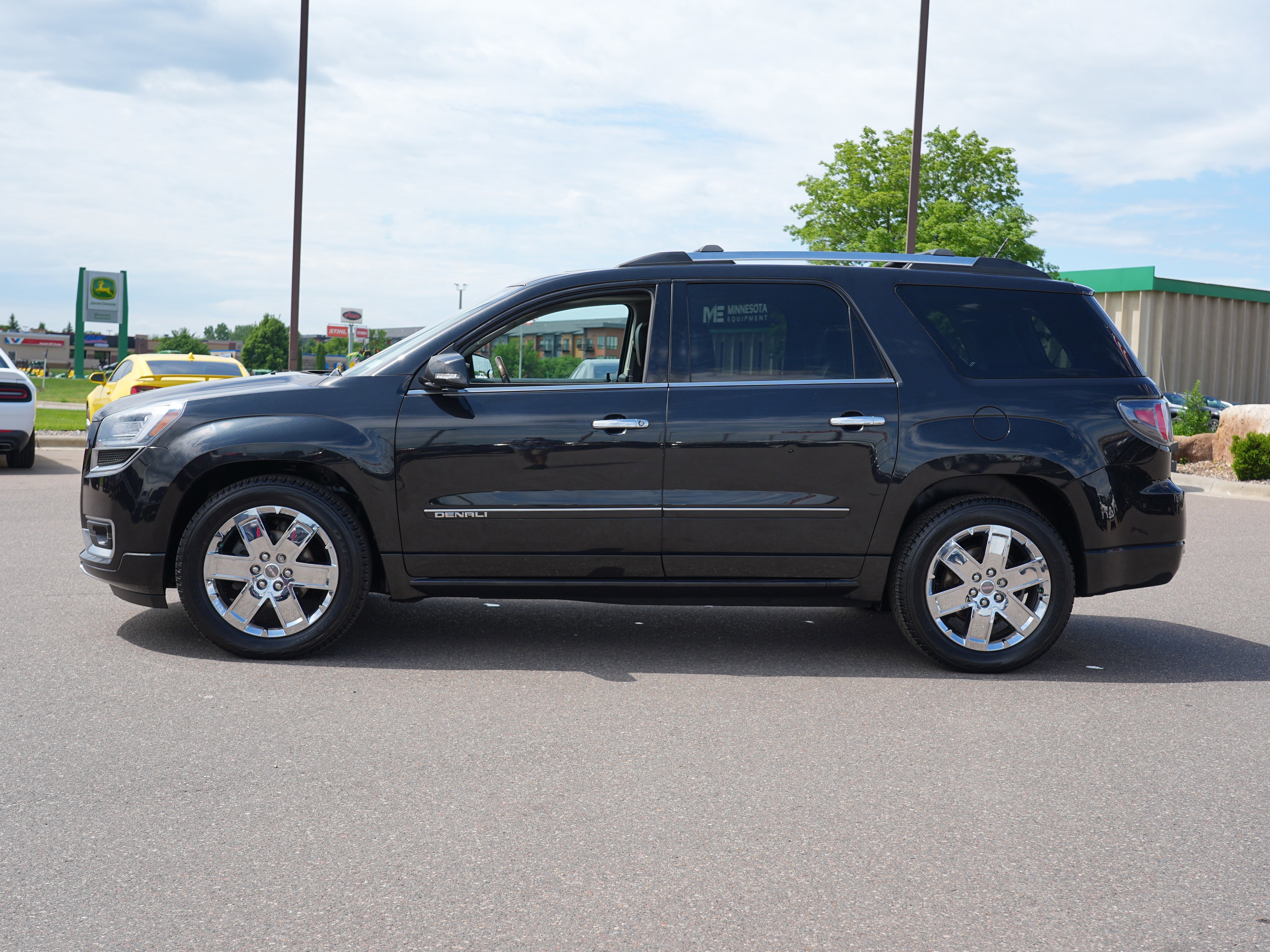 Used 2013 GMC Acadia Denali AWD/4WD image 6