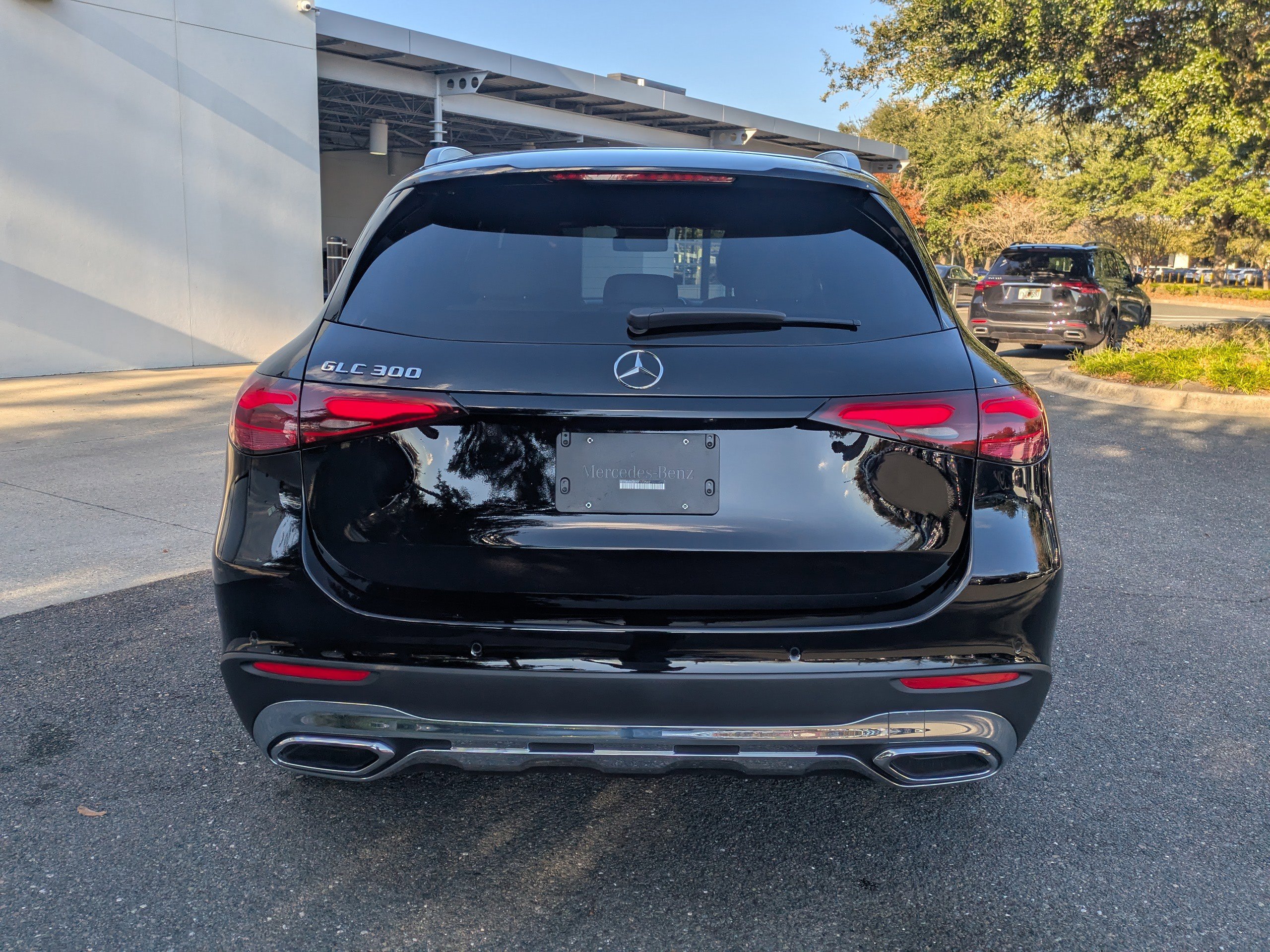 Certified 2024 Mercedes-Benz GLC 300 image 7