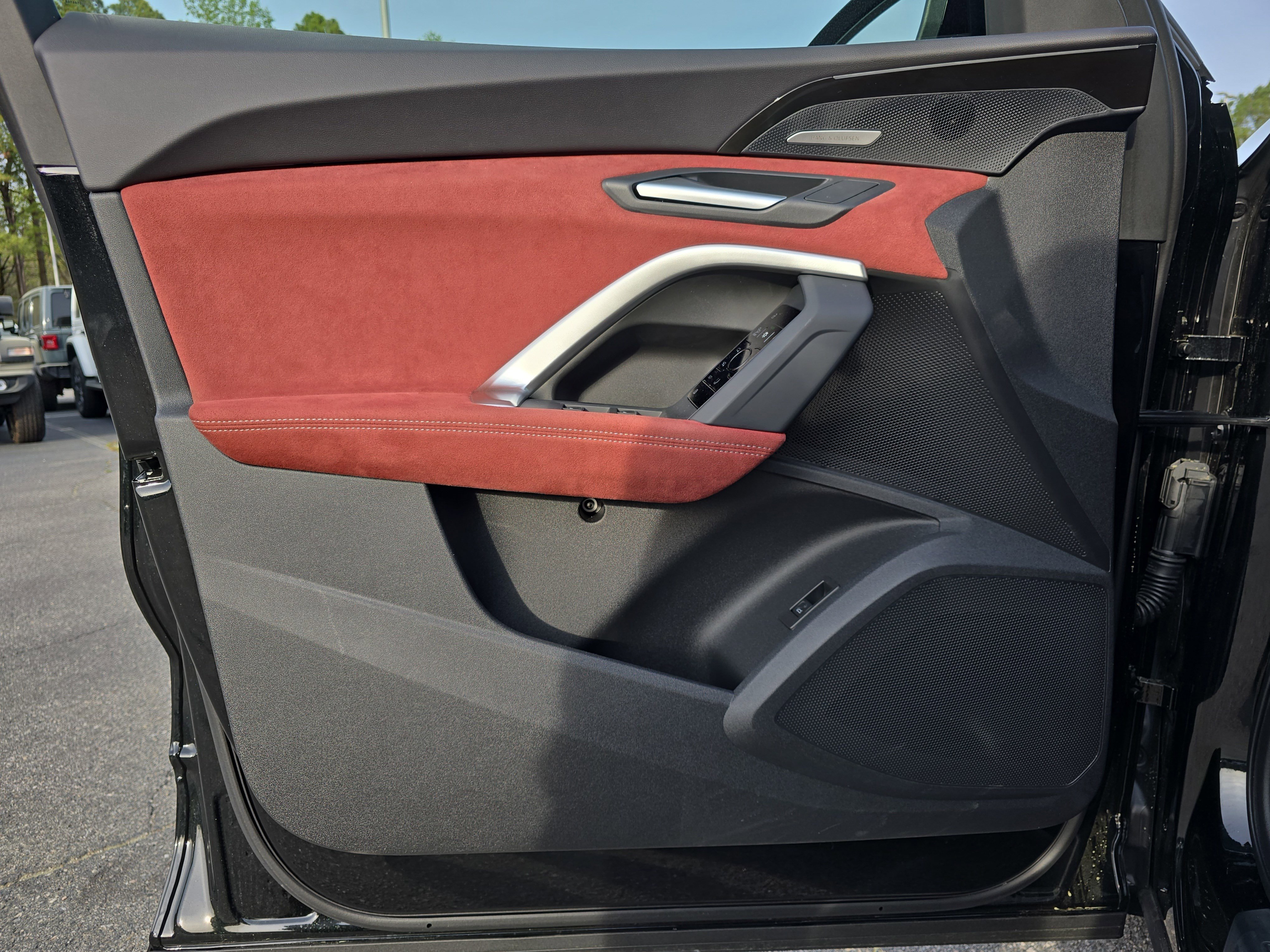 New 2025 Audi SQ5 Premium Plus image 26