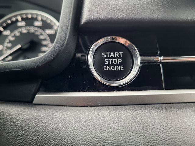 Used 2024 Mitsubishi Outlander SE image 19