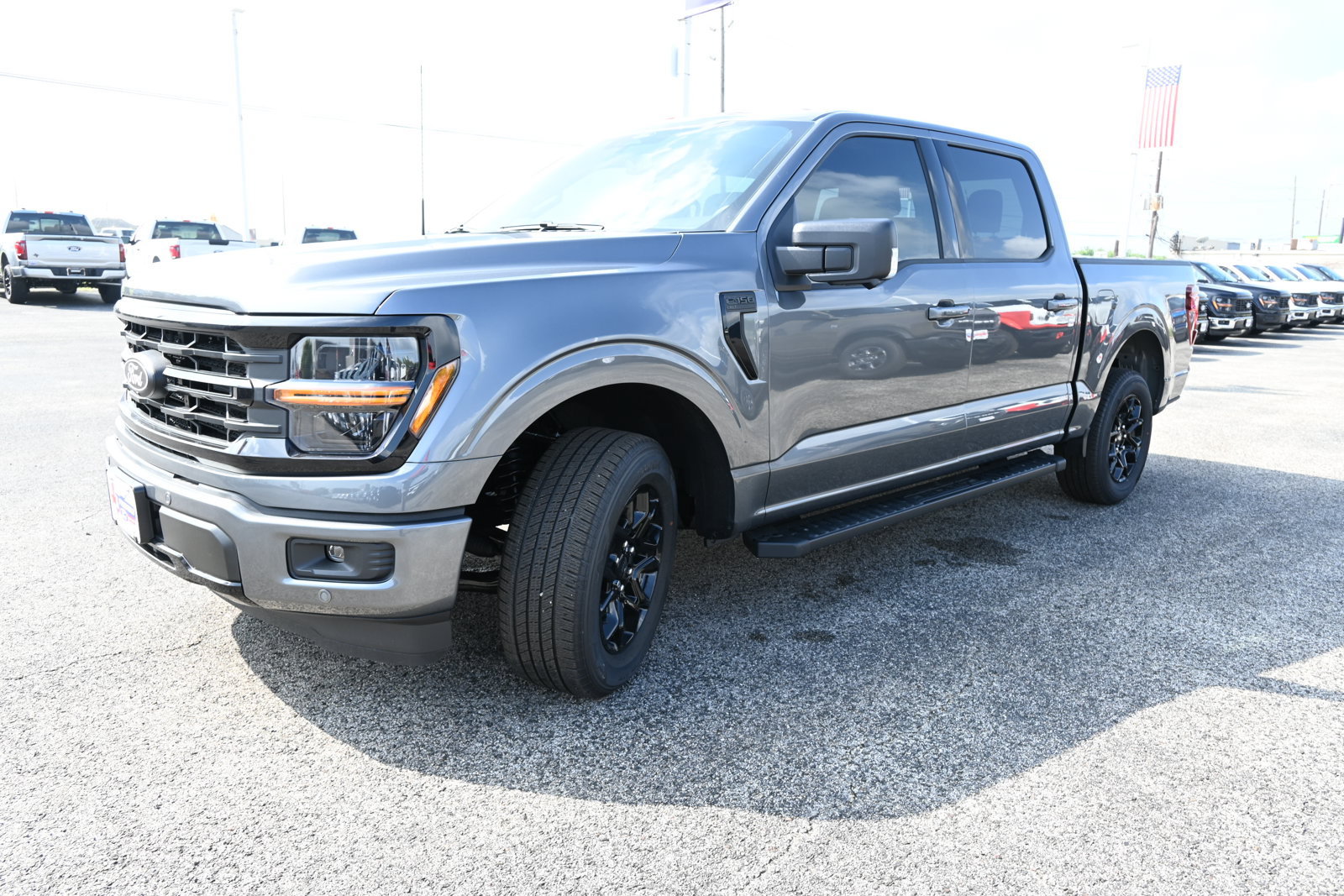New 2026 Ford F150 XLT w/ Equipment Group 302A MID RWD image 9