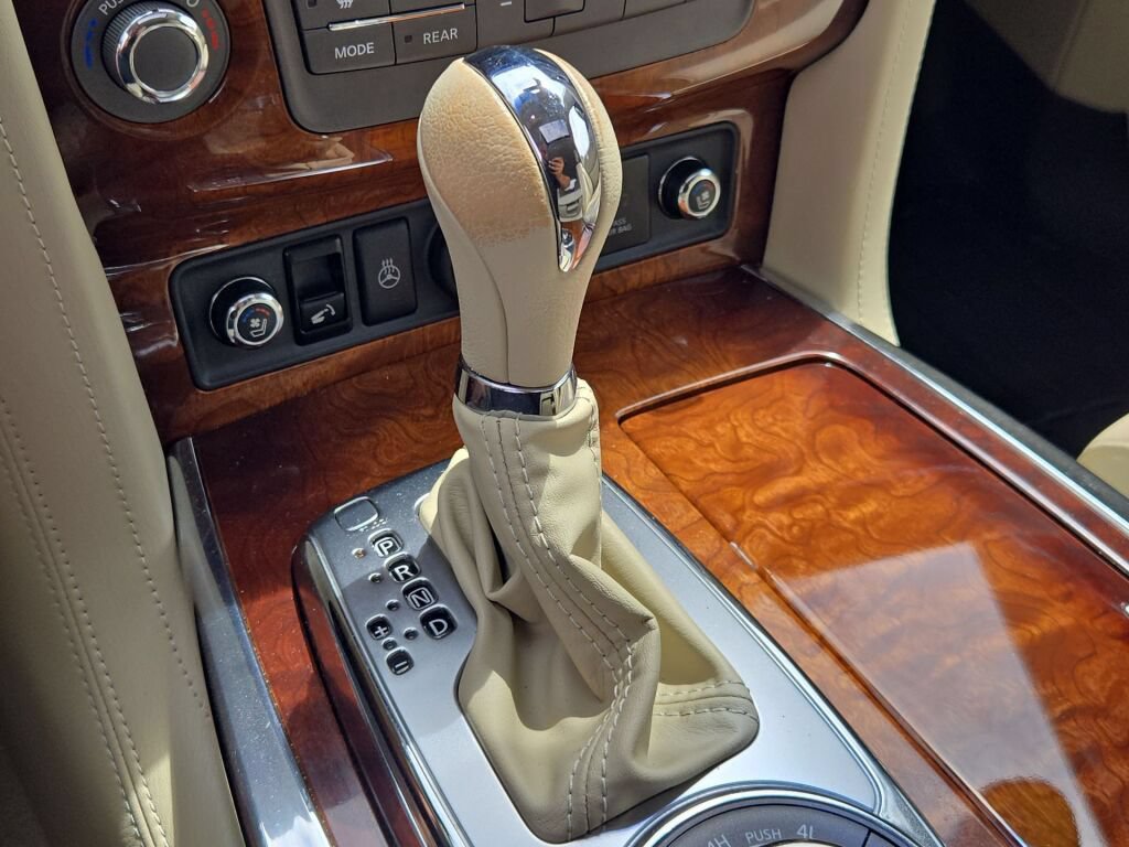 Used 2015 INFINITI QX80 4WD w/ Deluxe Technology Package image 20