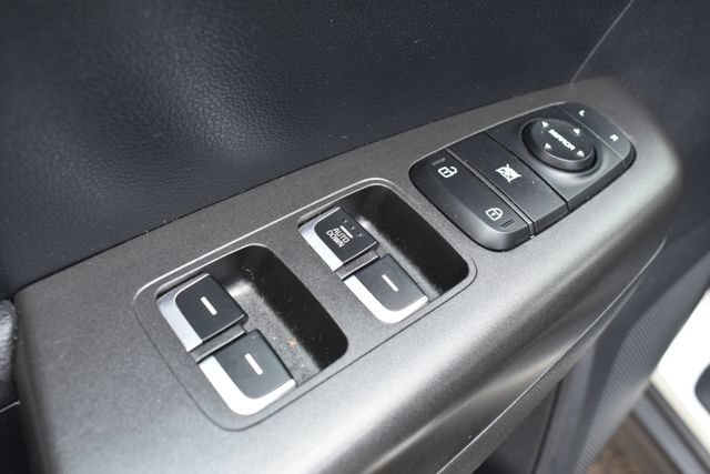 Used 2022 Kia Sportage LX FWD image 18