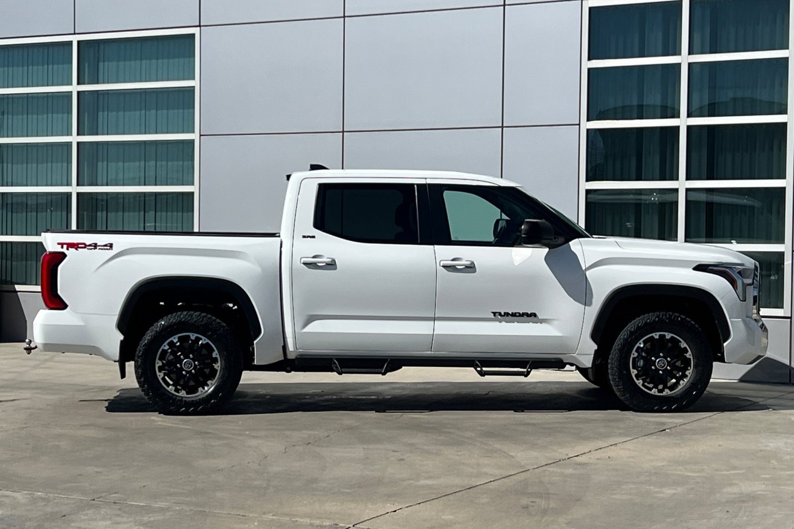 Used 2024 Toyota Tundra SR5 image 3