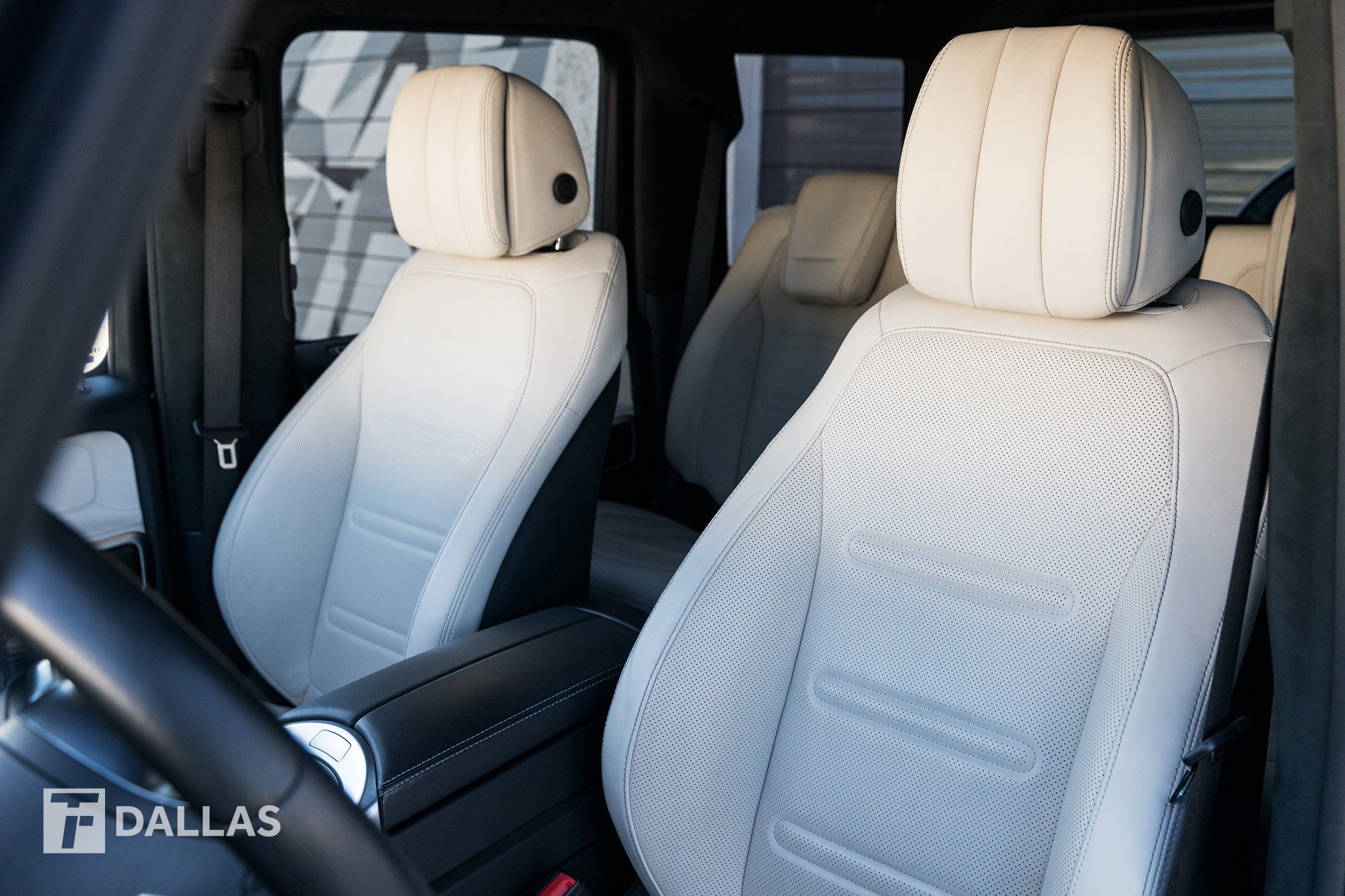 Used 2023 Mercedes-Benz G 550 image 25