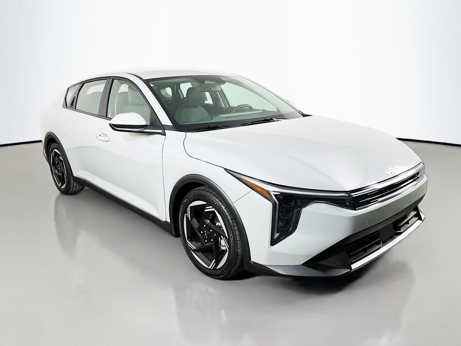 Used 2025 Kia K4 EX FWD image 3