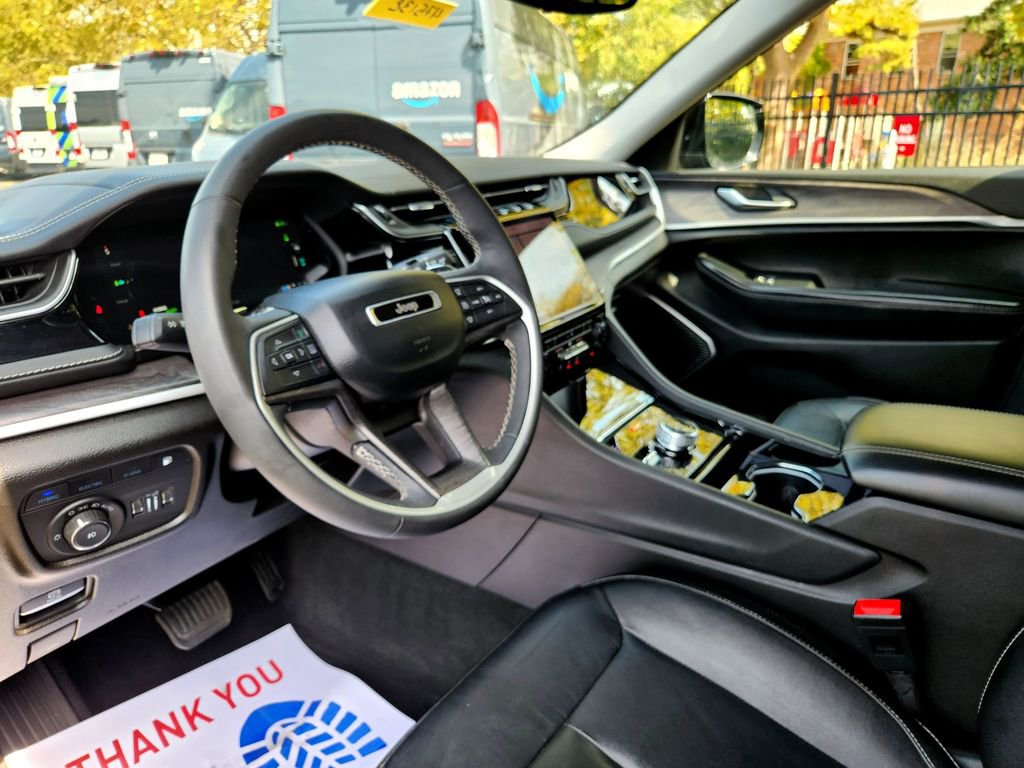 Used 2022 Jeep Grand Cherokee Limited 4xe image 20