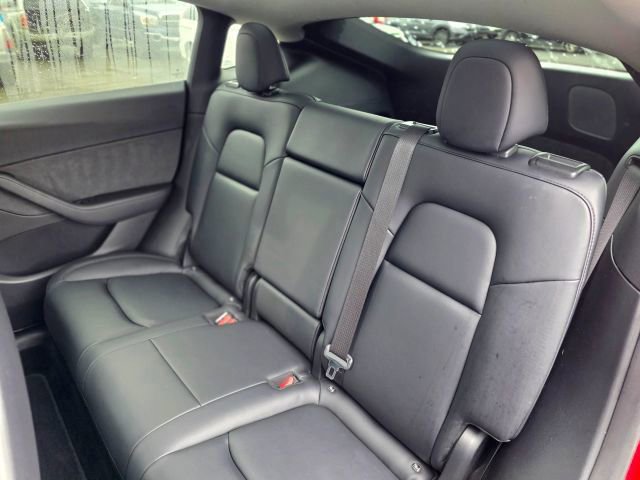 Used 2021 Tesla Model Y Long Range image 27
