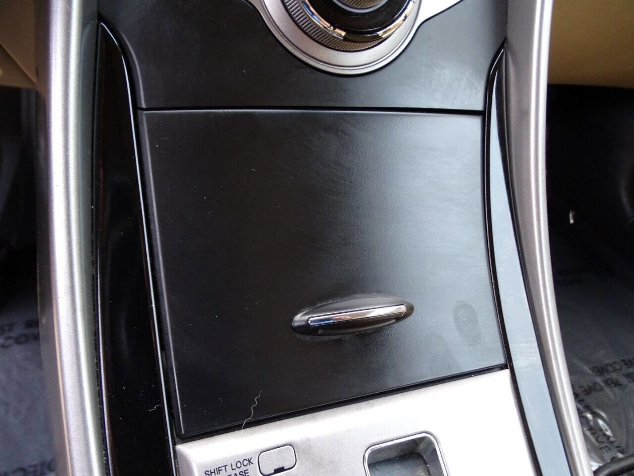 Used 2013 Hyundai Elantra GLS FWD image 51