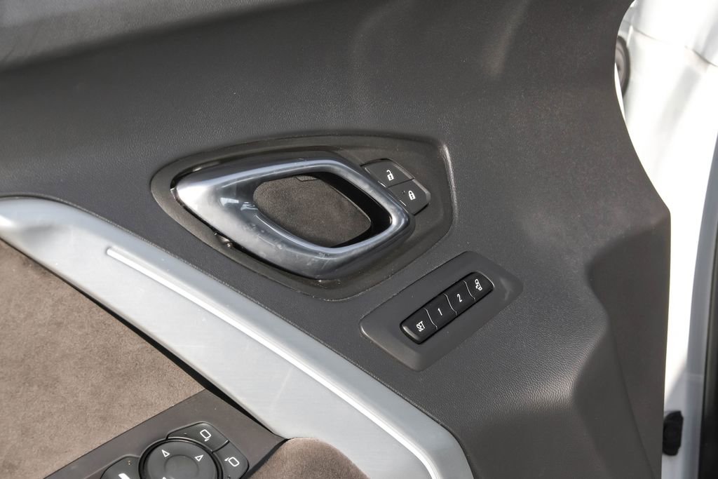 Used 2023 Chevrolet Camaro ZL1 image 40