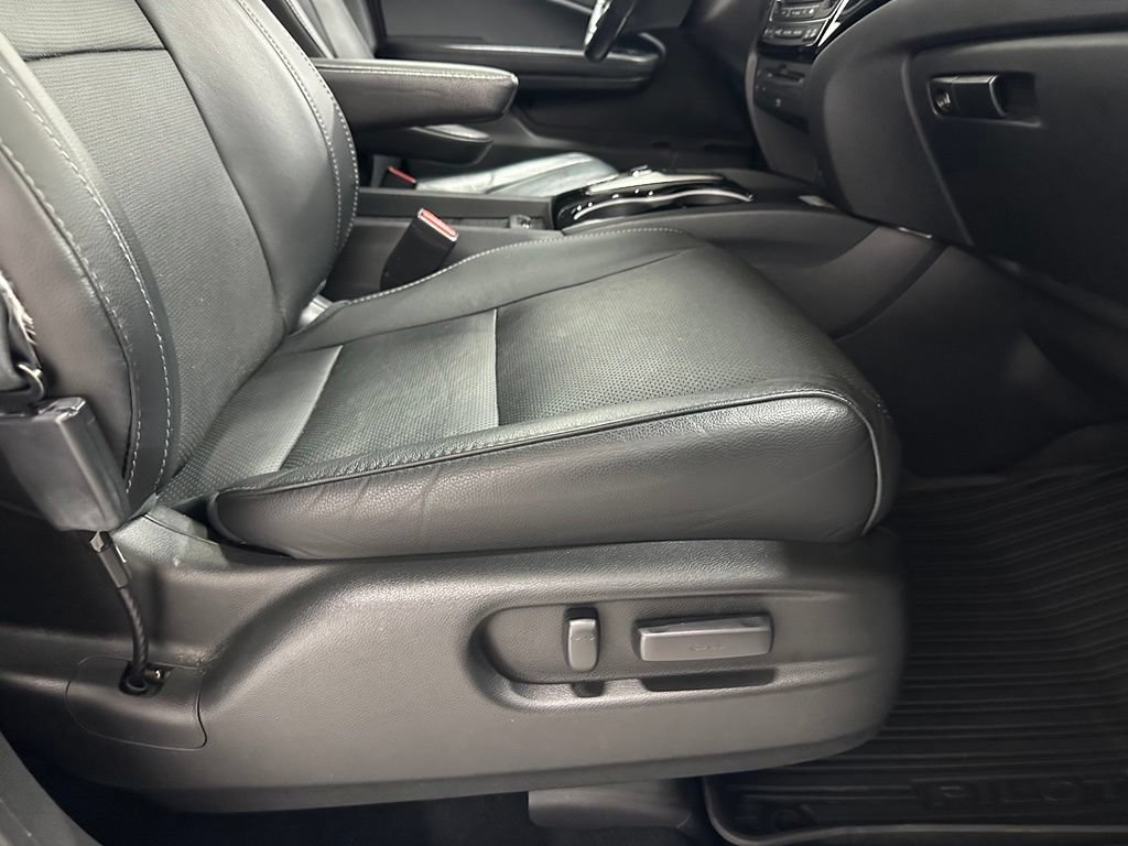 Used 2019 Honda Pilot Elite image 61
