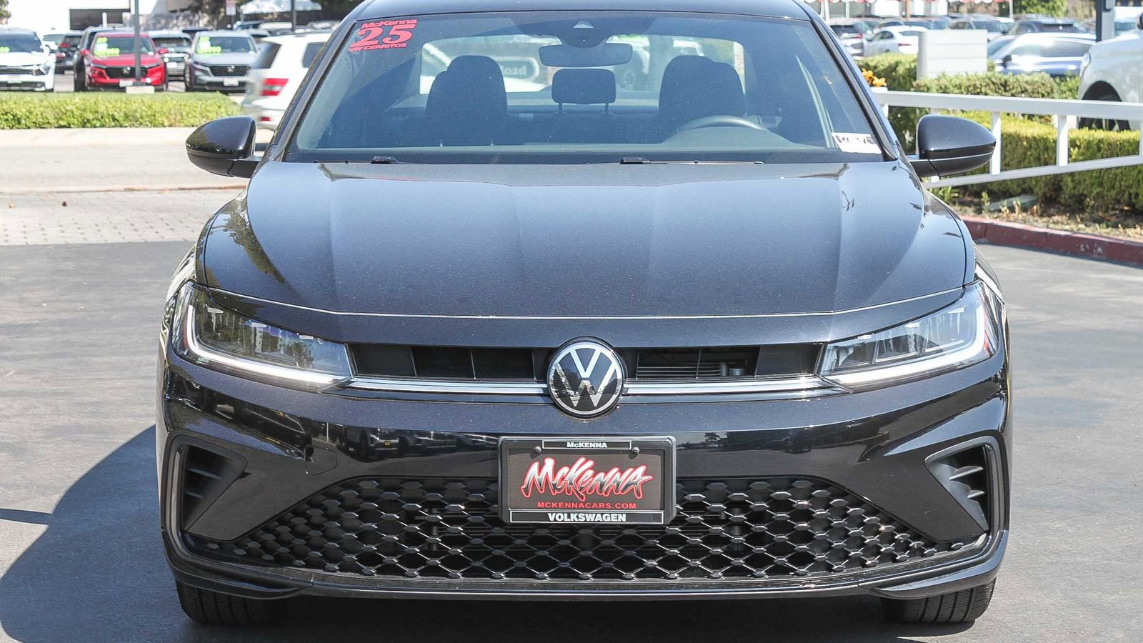 Used 2025 Volkswagen Jetta Sport image 2