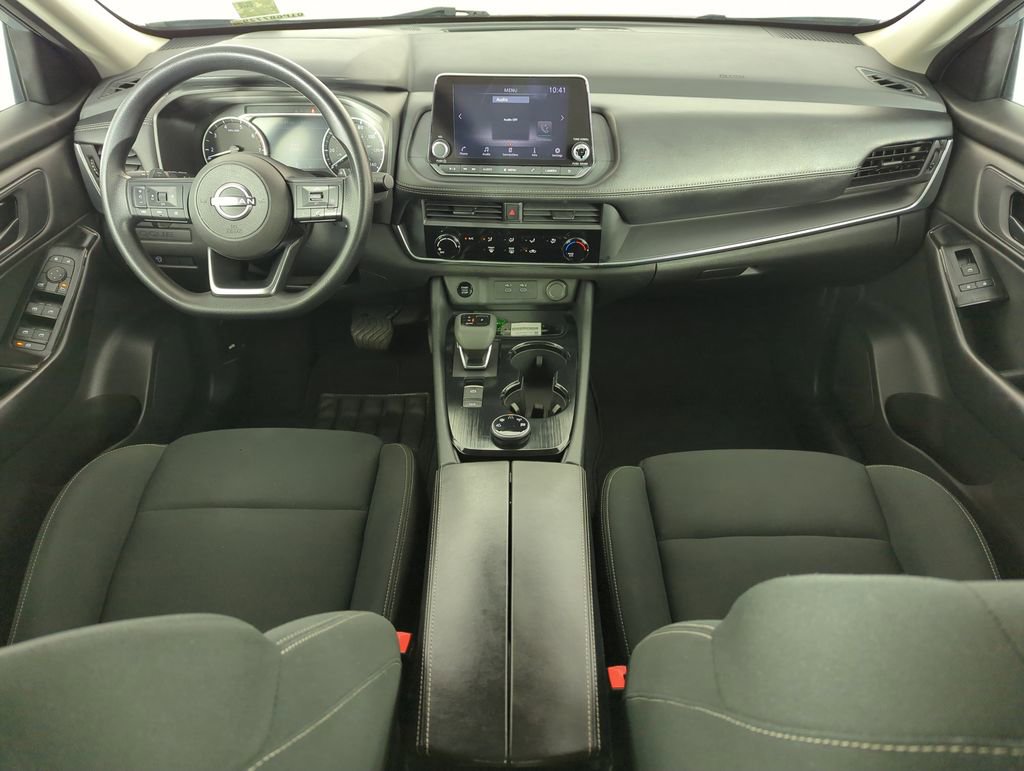 Used 2024 Nissan Rogue S image 15