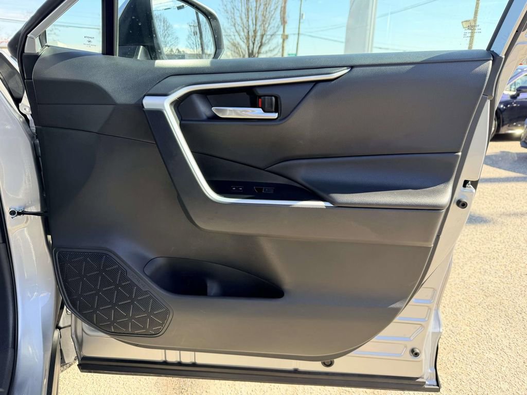 Certified 2025 Toyota RAV4 XLE image 11